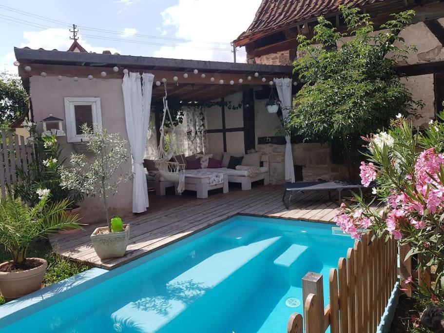 Romantisches Rosencottage Hofheim in Unterfranken Ngoại thất bức ảnh