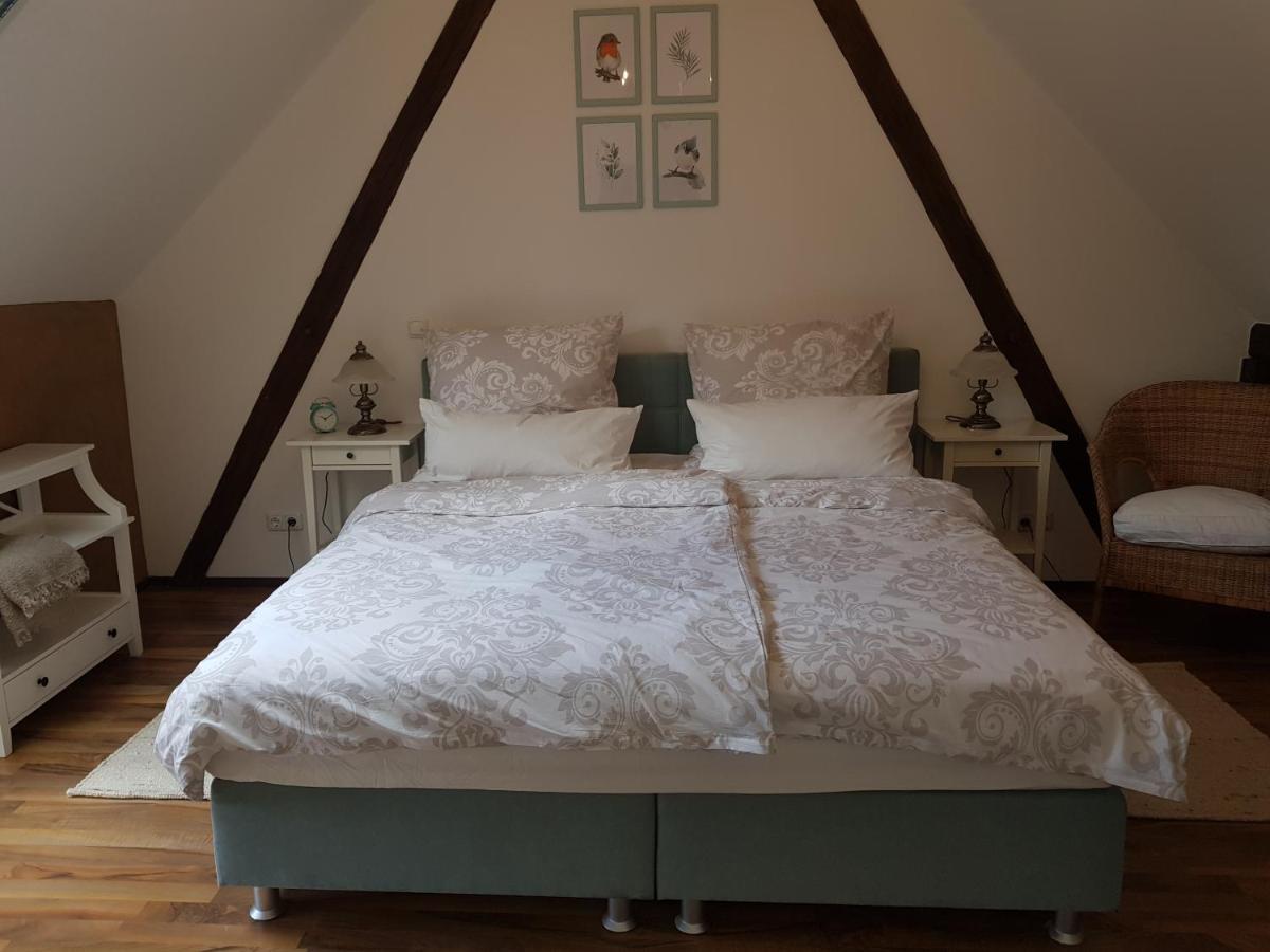 Romantisches Rosencottage Hofheim in Unterfranken Ngoại thất bức ảnh